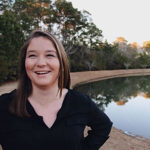 Meet your Posher, Lauren